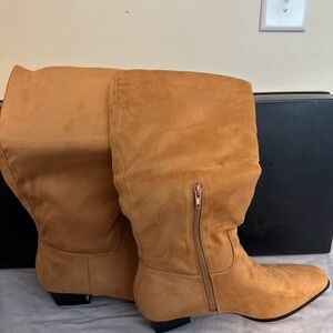 Tan Suede Women's Boots NEW IN BOX Size 11